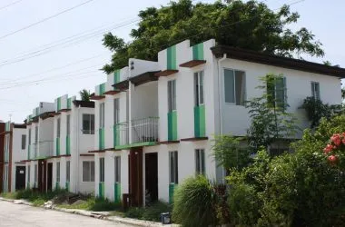 Gallery image 4; also hero slideshow slide 1 on the collection page (slideshow id 'andalucia-slideshow')